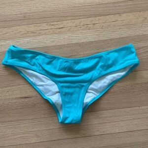NWOT Victoria’s Secret Ruched Bum bikini swim bottoms